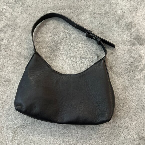 Banana Republic Black Leather Shoulder Bag Crescent Hobo 2024 Handbag - Picture 1 of 6